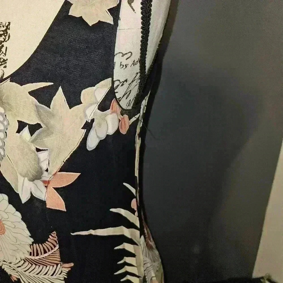 Nostalgia Womans Floral Summer Dress Size S. - Picture 3 of 10